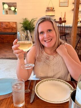 Meet your Posher, Debbie